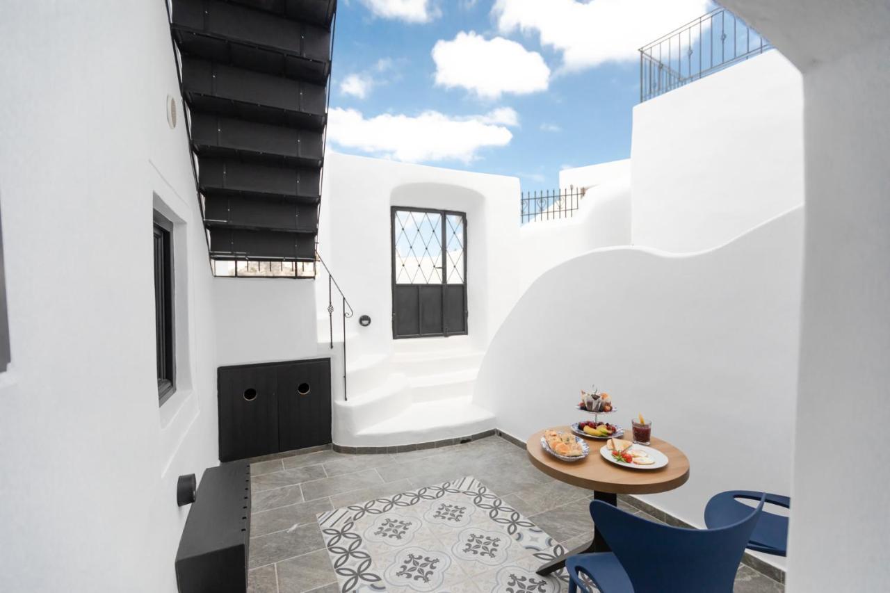 Doukas Caldera Suites Φηρά Εξωτερικό φωτογραφία