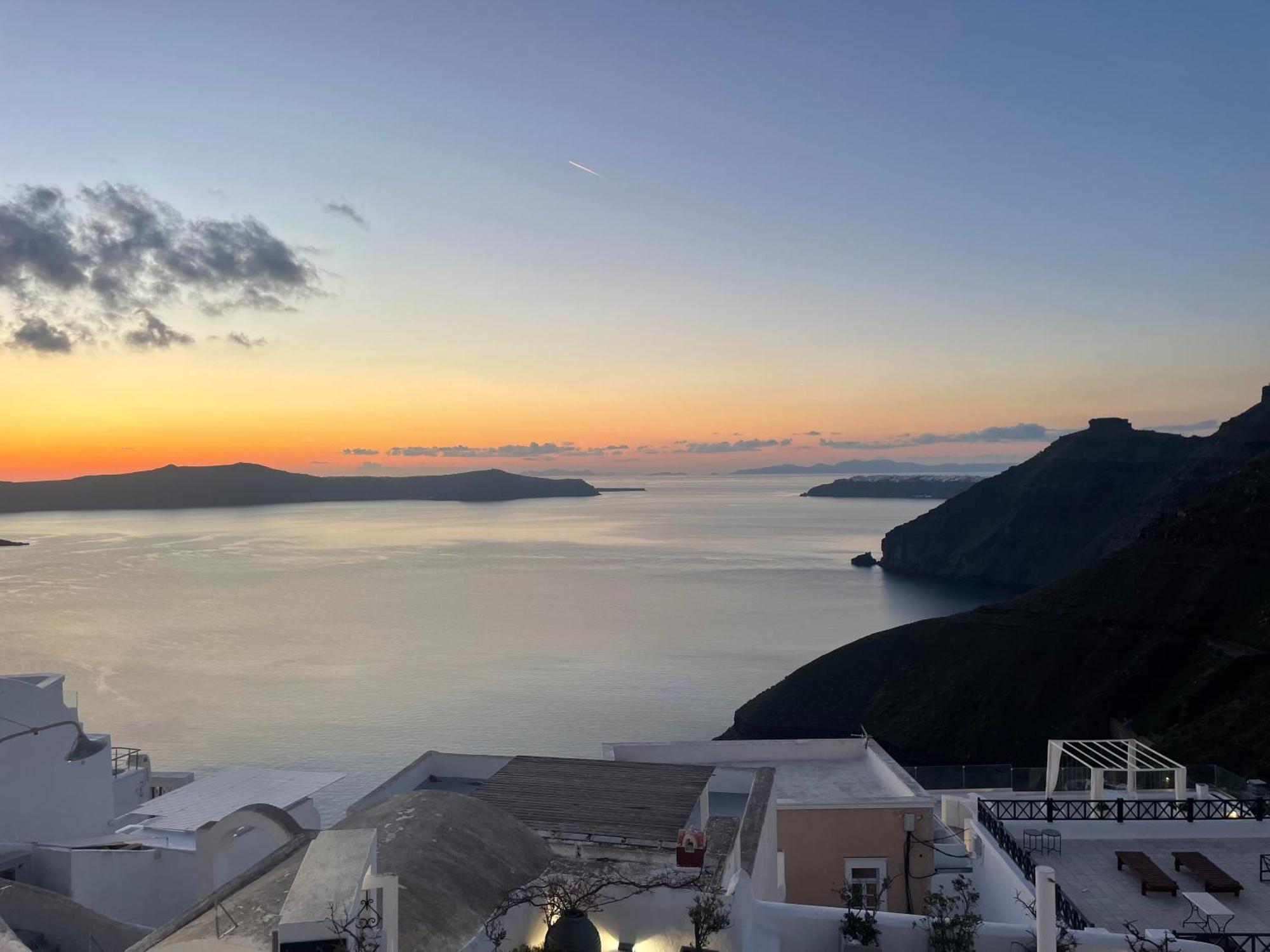 Doukas Caldera Suites Φηρά Εξωτερικό φωτογραφία